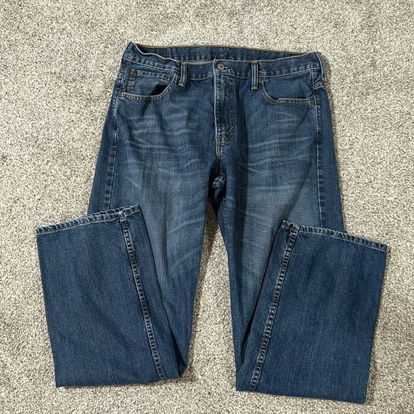 Men’s Levi Strauss jeans. Size 34/34. Very good condition. Smoke free home. - Picture 1 of 3